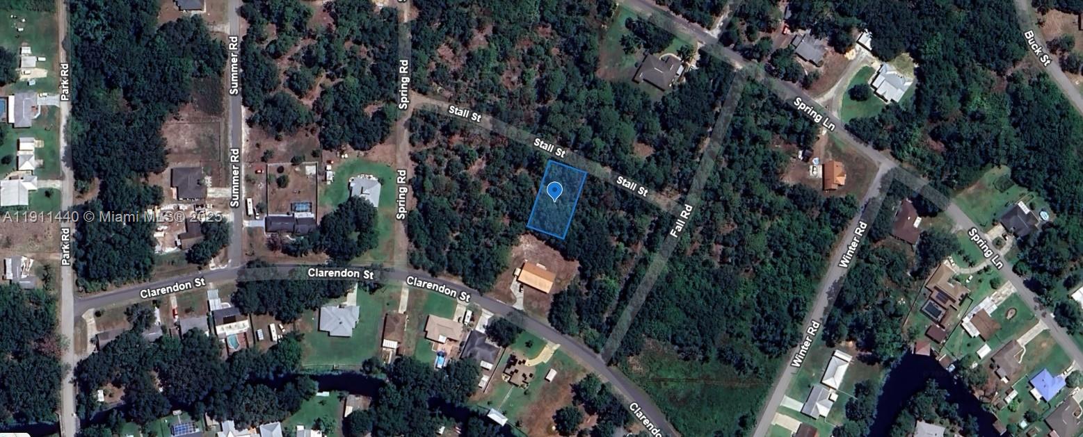 VACATION ESTATES - Land