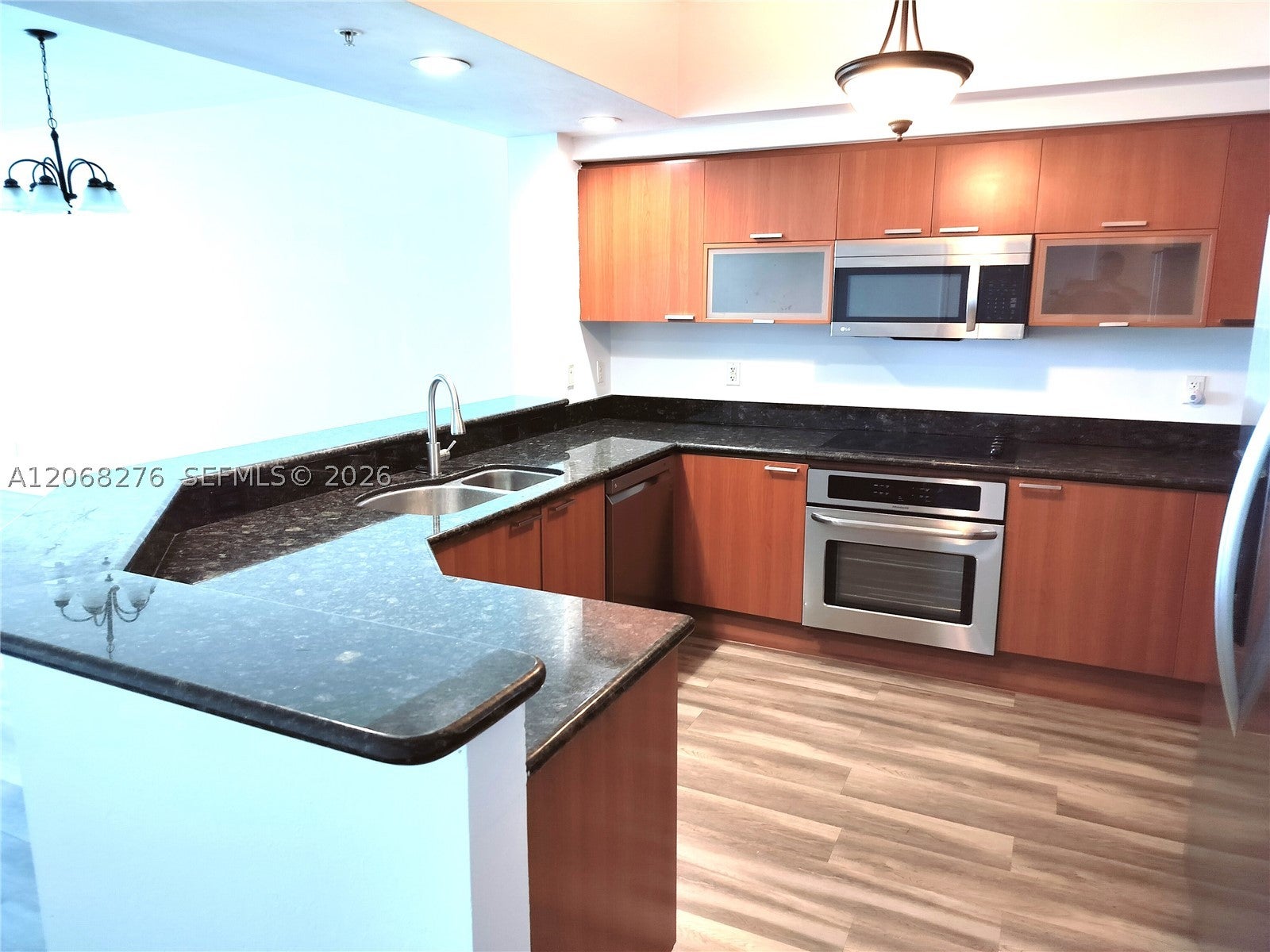 14951 Royal Oaks Ln 1006
