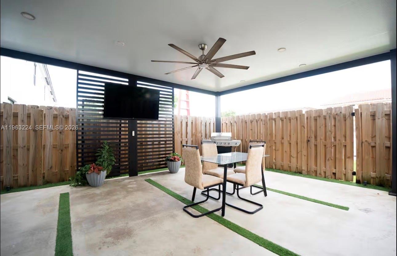 SILVER PALM RESIDENTIAL H - Residential