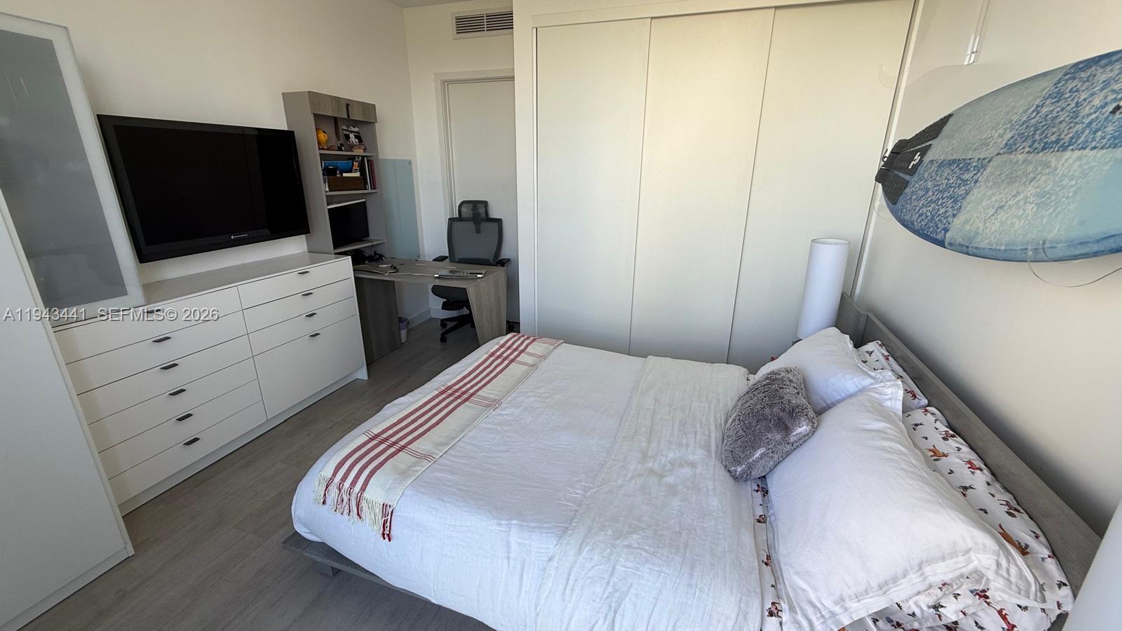 ARIA ON THE BAY CONDO - Residential