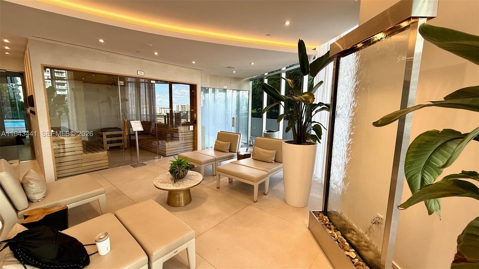 ARIA ON THE BAY CONDO - Residential