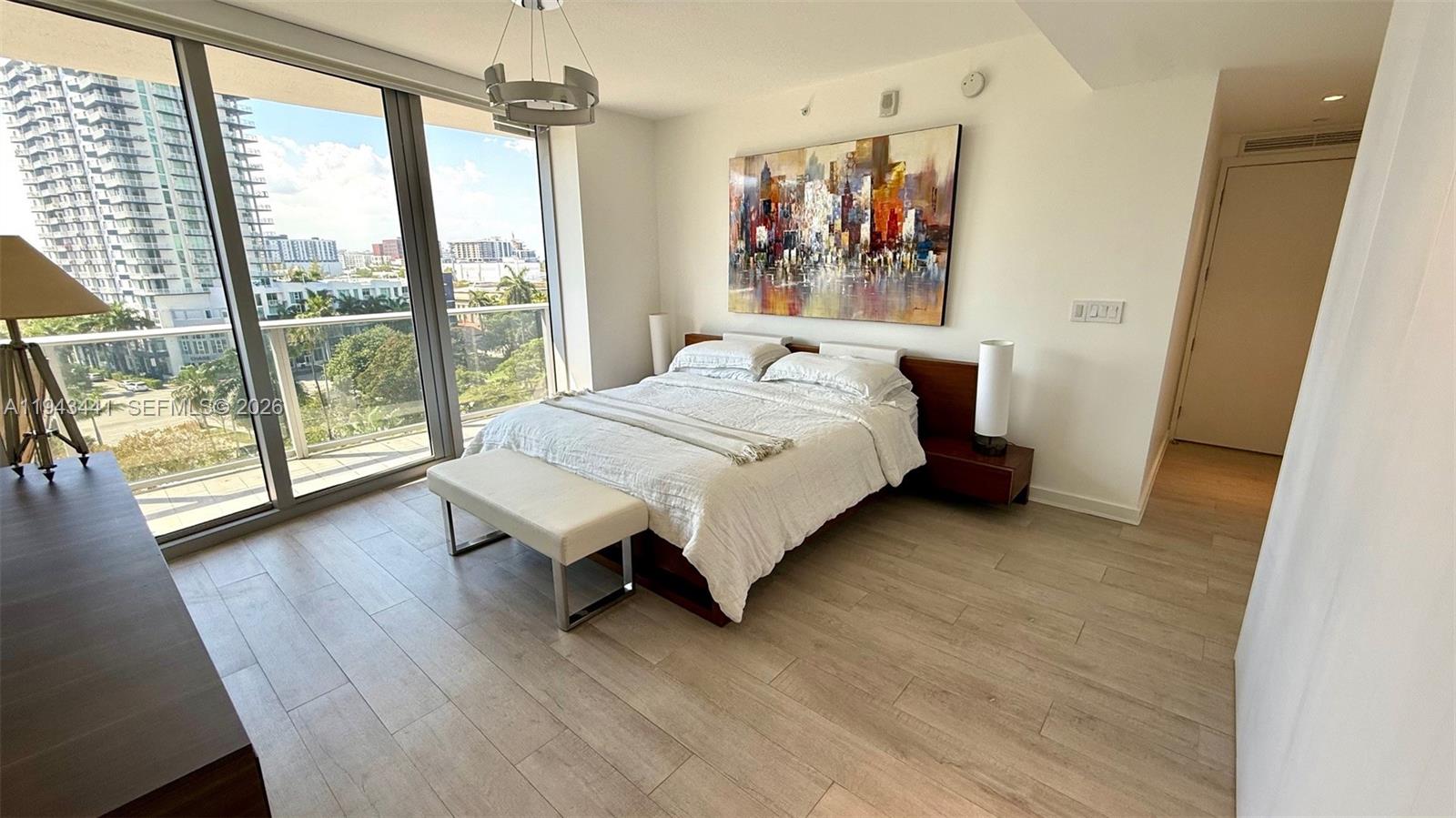 ARIA ON THE BAY CONDO - Residential