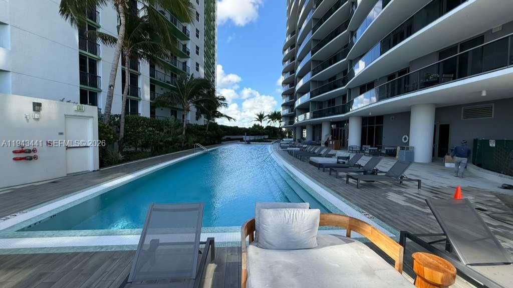ARIA ON THE BAY CONDO - Residential