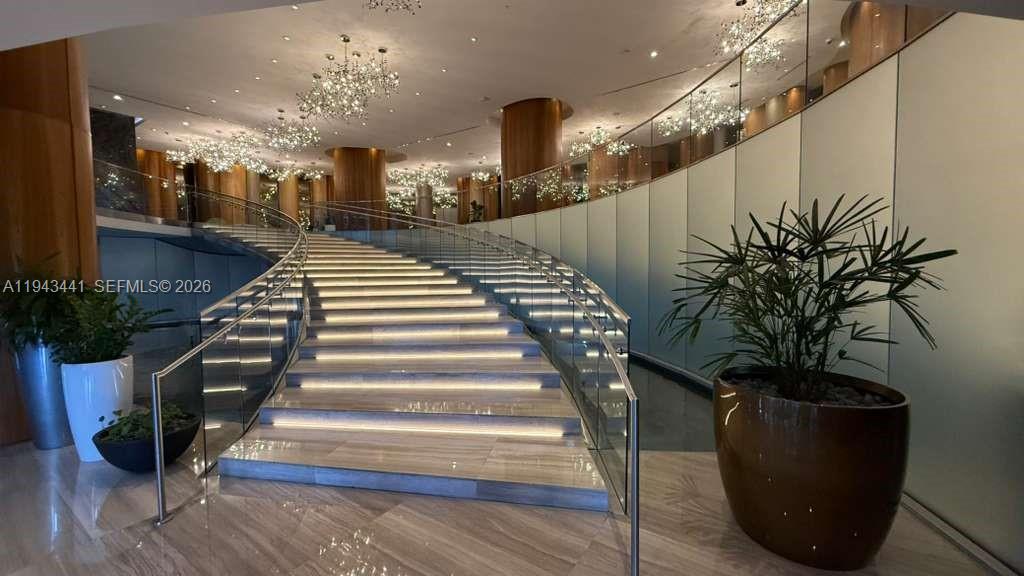 ARIA ON THE BAY CONDO - Residential