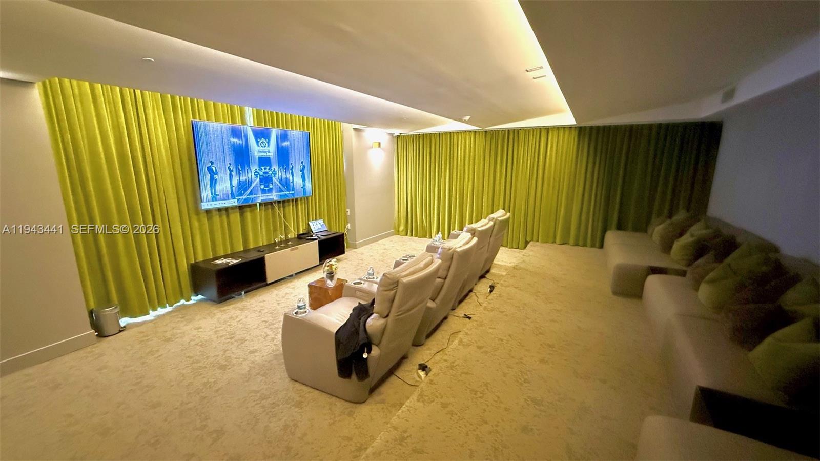 ARIA ON THE BAY CONDO - Residential