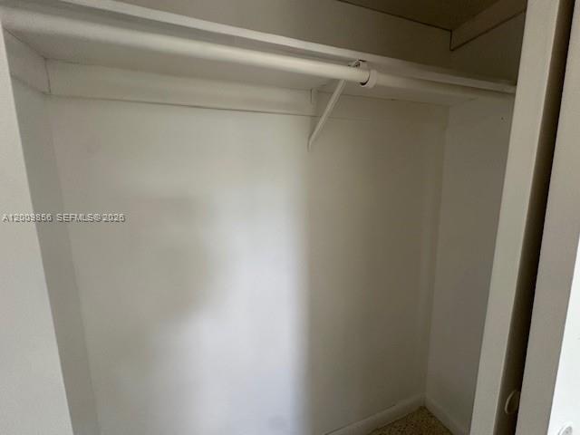 KENDALE LAKES SEC 6 - Residential