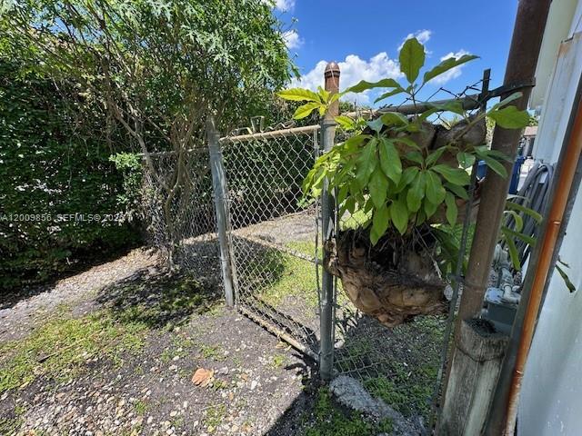 KENDALE LAKES SEC 6 - Residential