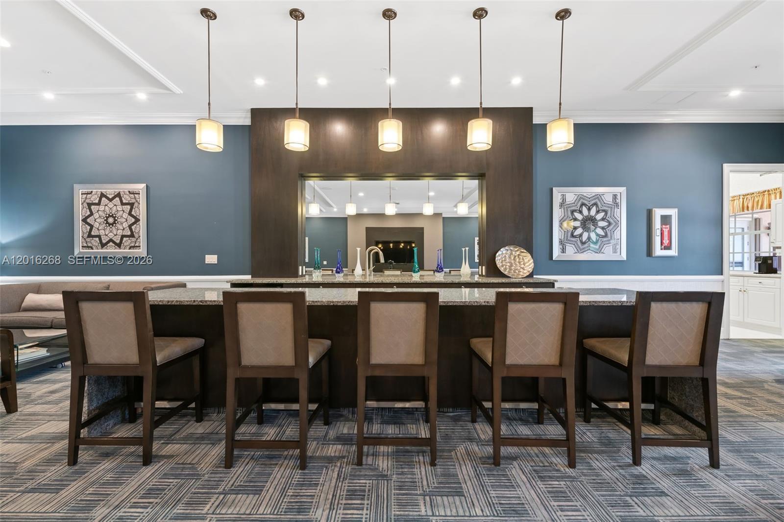 Limoge - The Cascades - Residential
