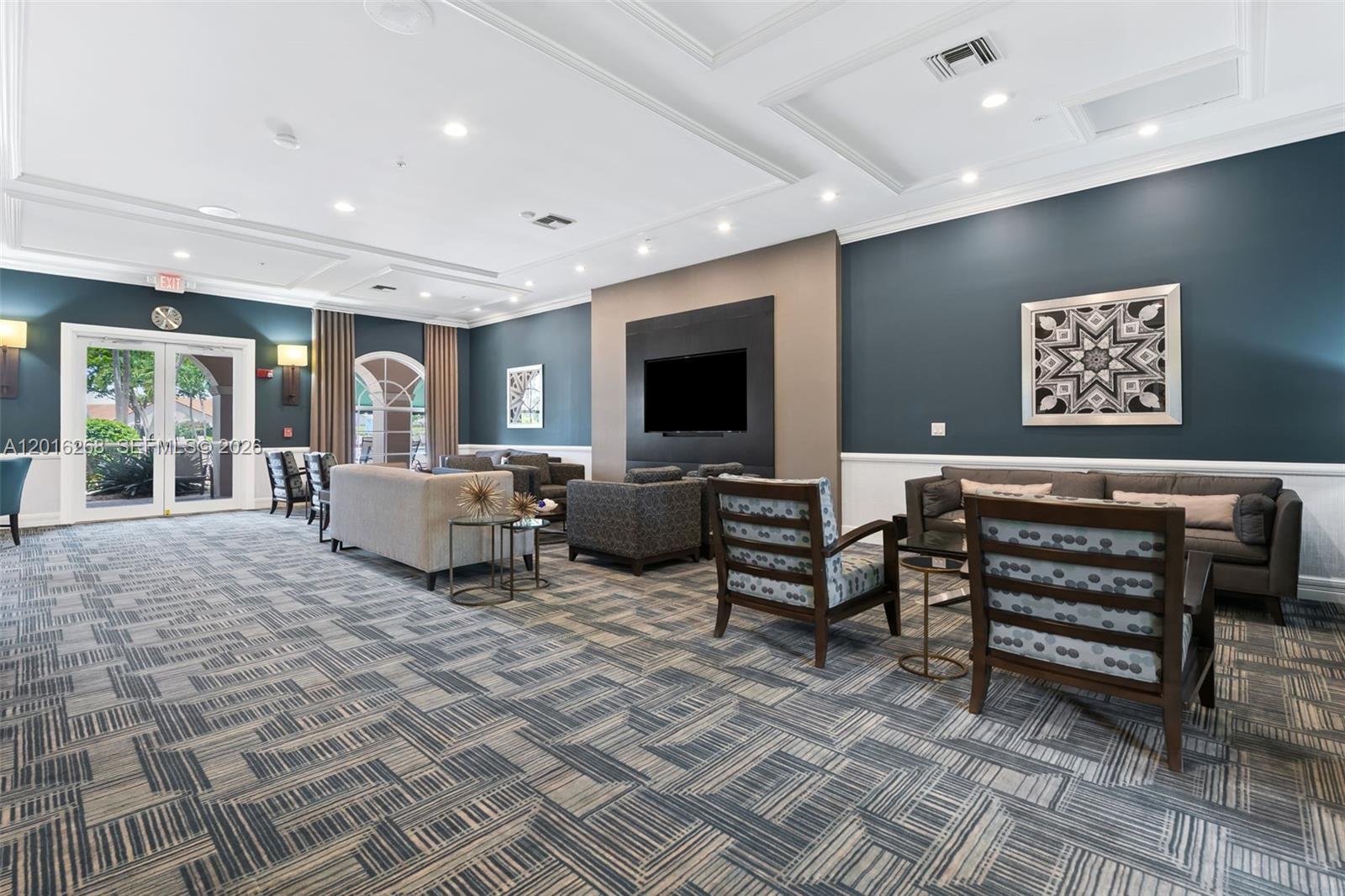 Limoge - The Cascades - Residential
