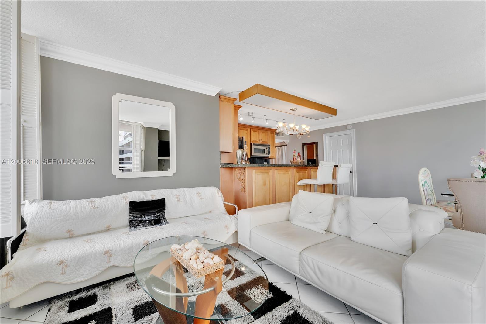 5555 Collins Ave 16A