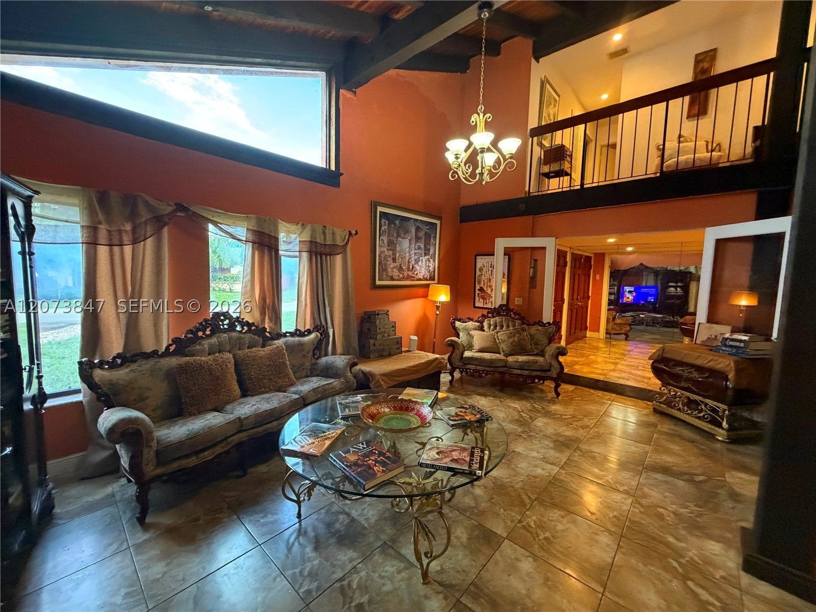 633 NE 204th Ln 633
