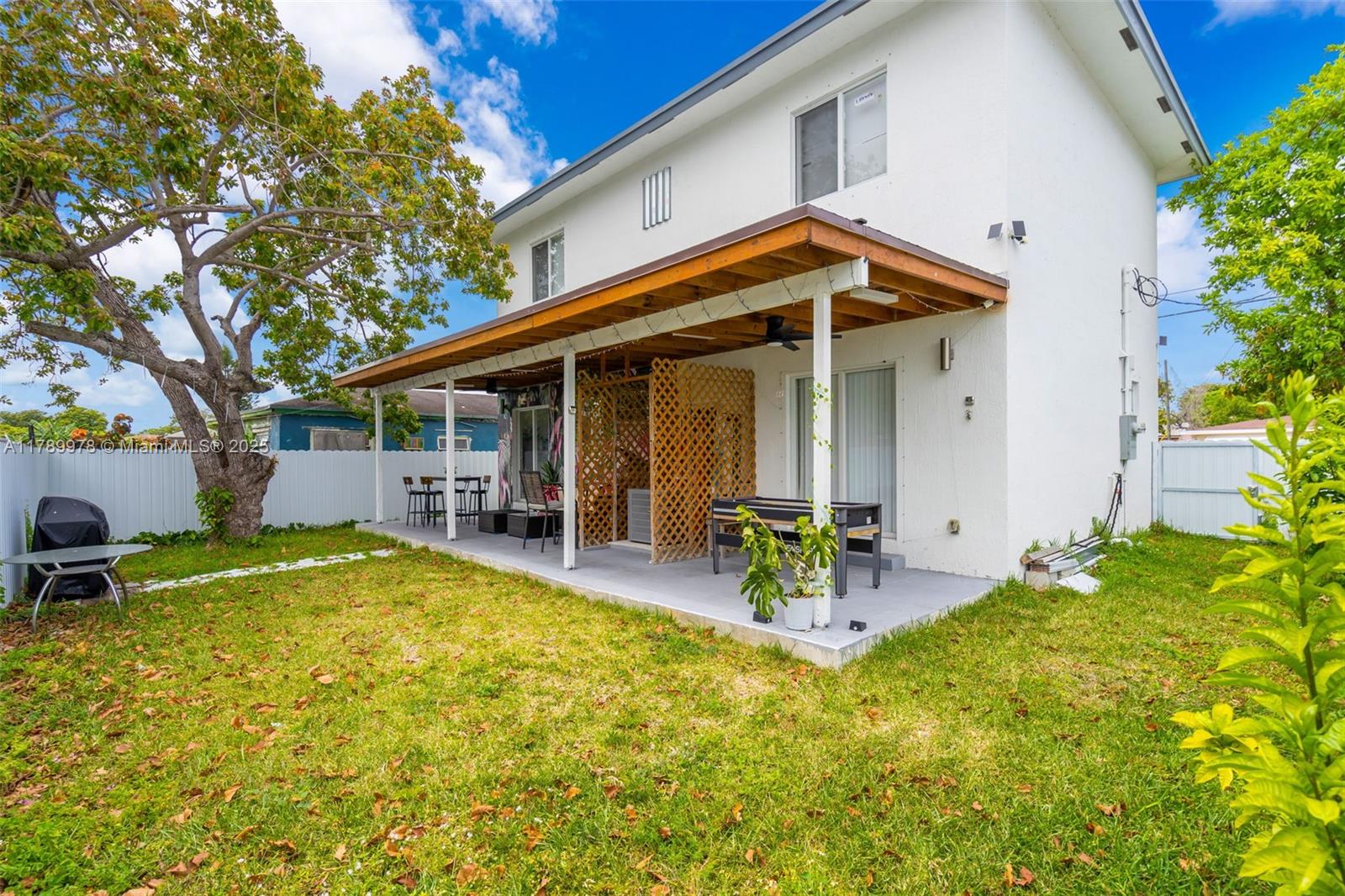 COMM LIBERTY CITY 2ND SEC - Residential