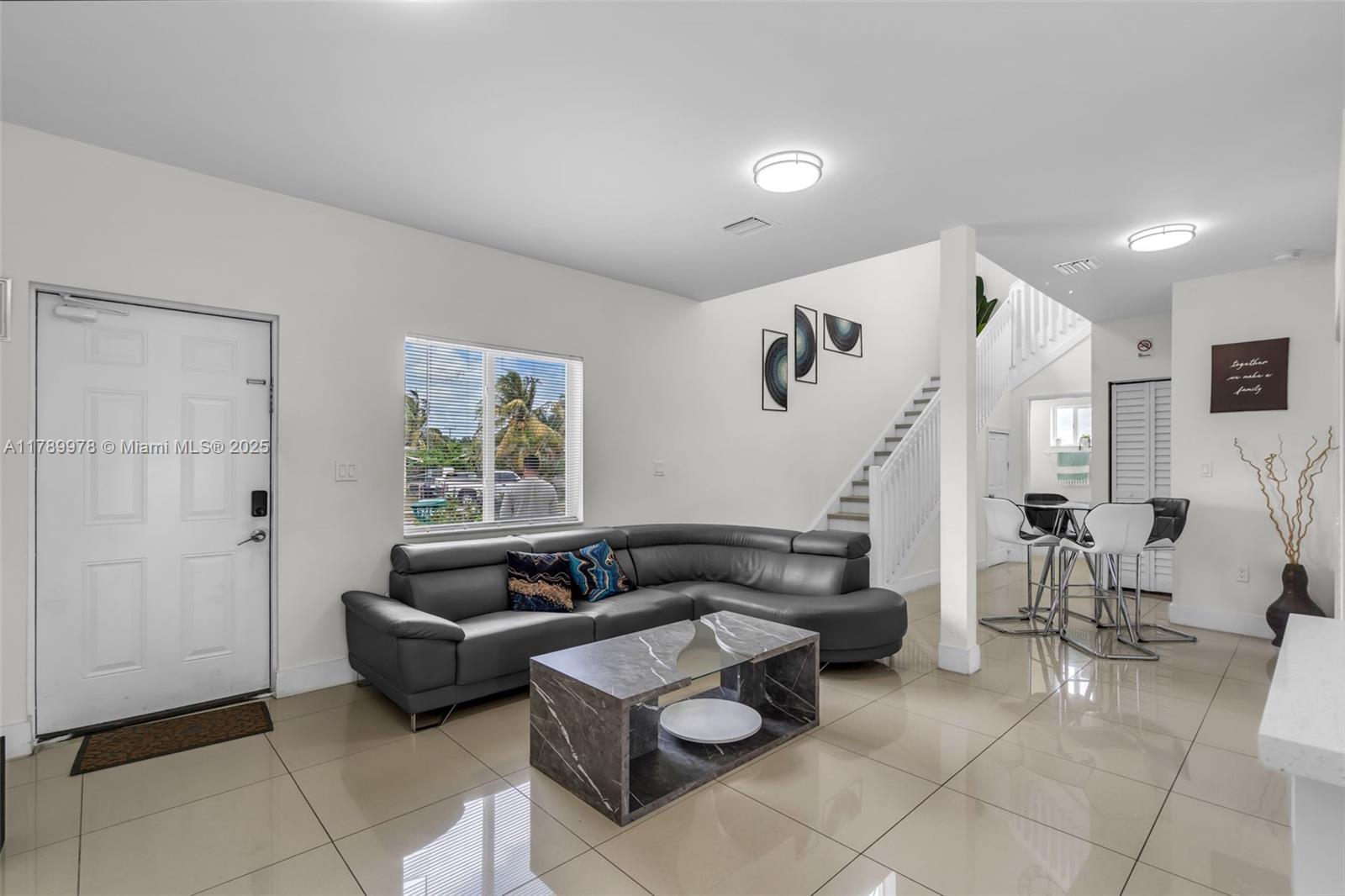 1426 NW 74th St