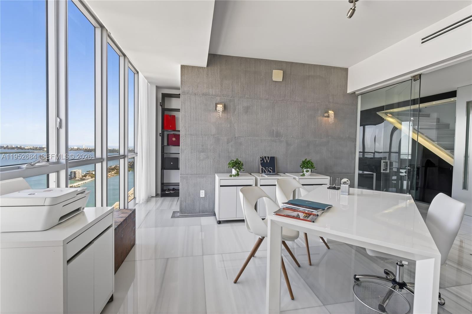 MARQUIS CONDO - Residential