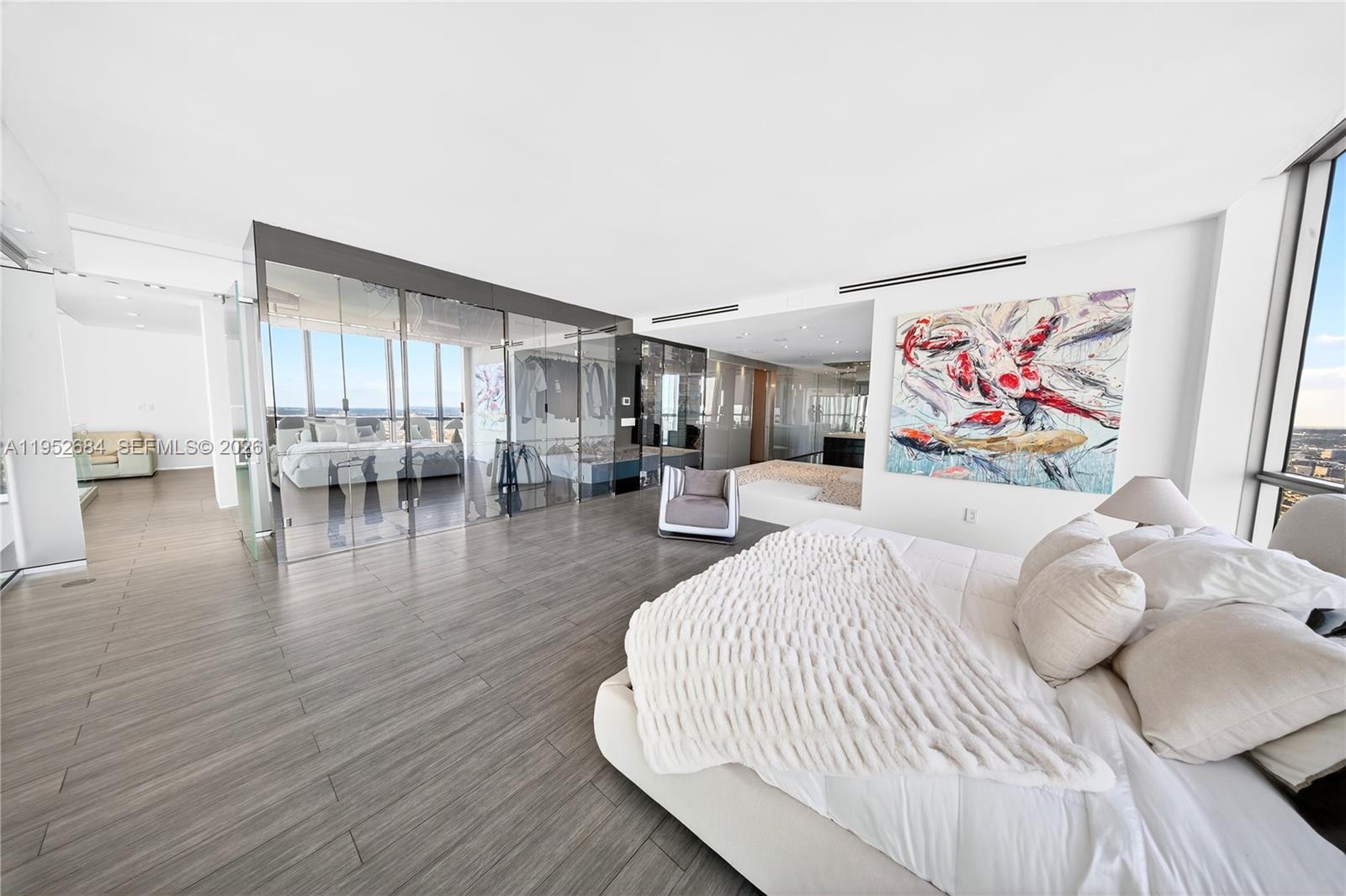 MARQUIS CONDO - Residential