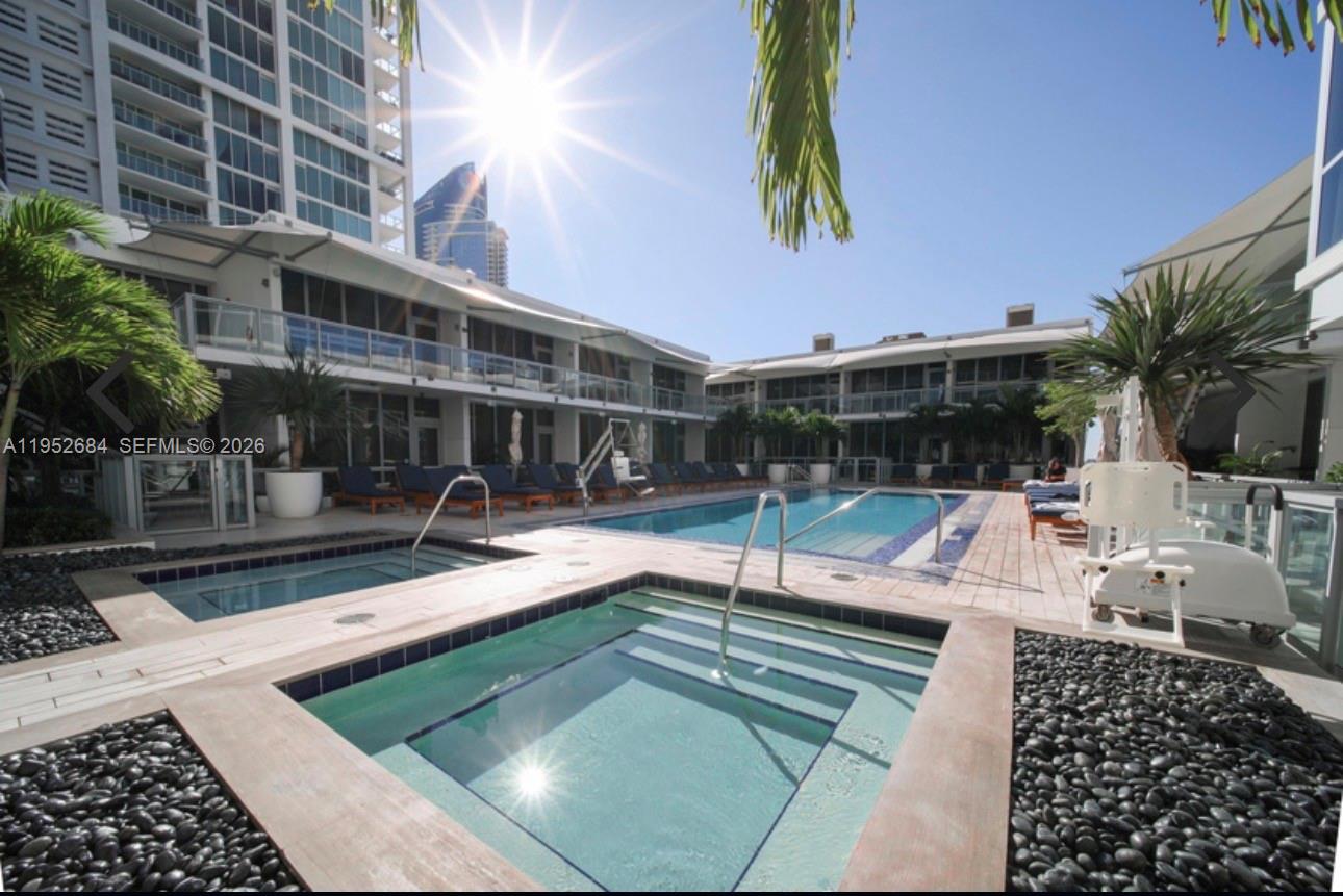 MARQUIS CONDO - Residential