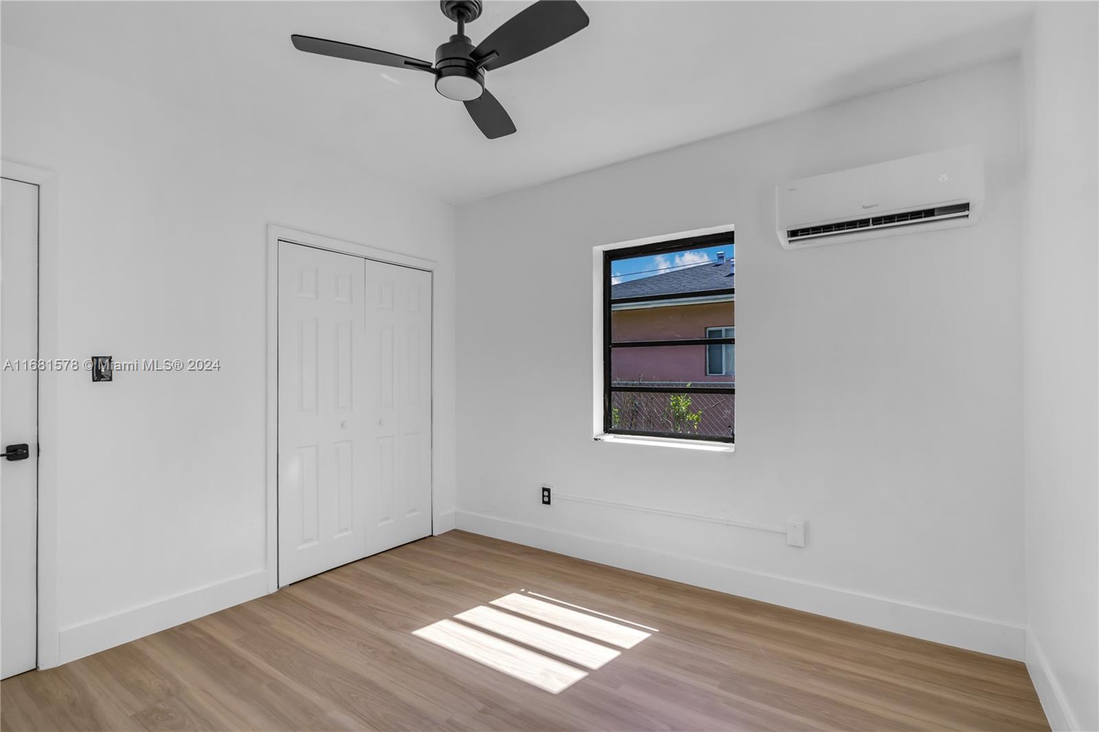 MC CALL PARK - Residential Income