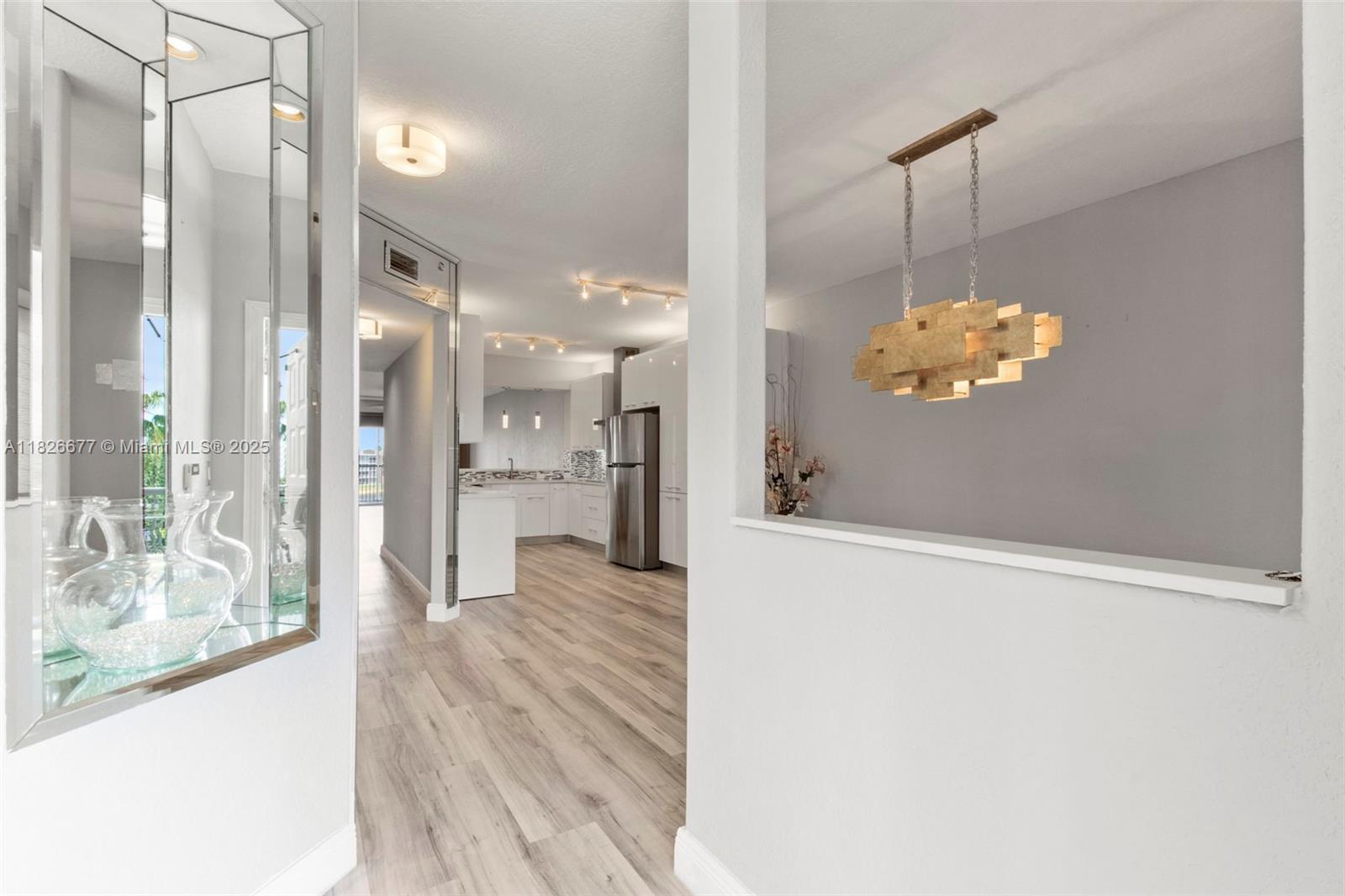 SOUTHAMPTON CONDOMINIUM F - Residential