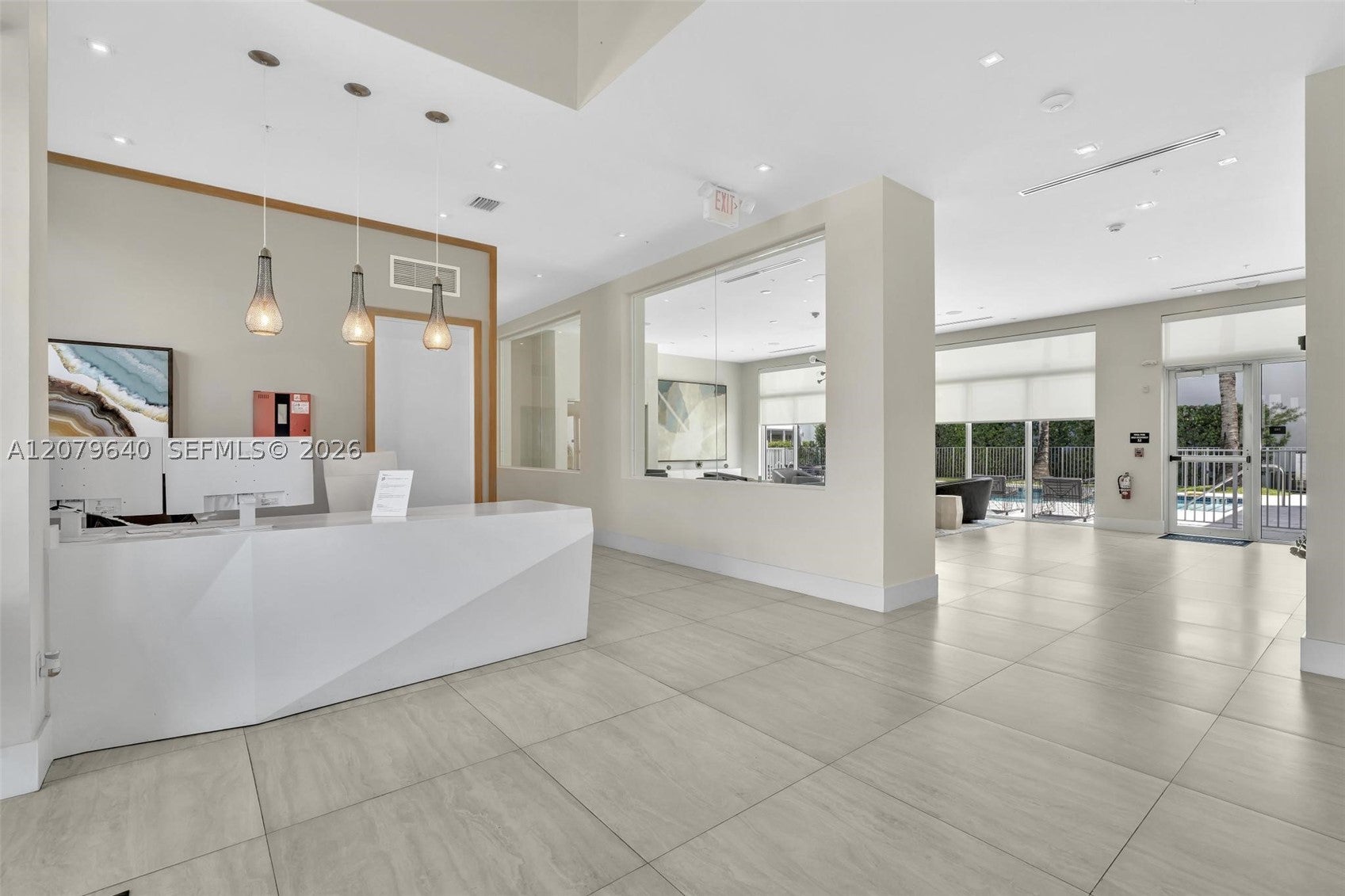 9870 NW 74th Ter