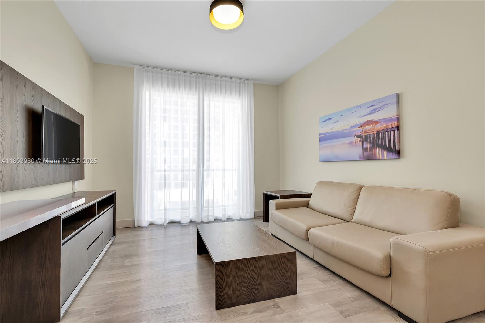COSTA HOLLYWOOD CONDO - Residential
