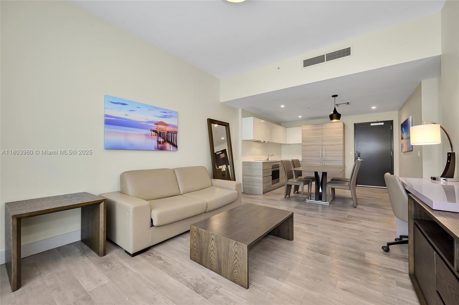 COSTA HOLLYWOOD CONDO - Residential