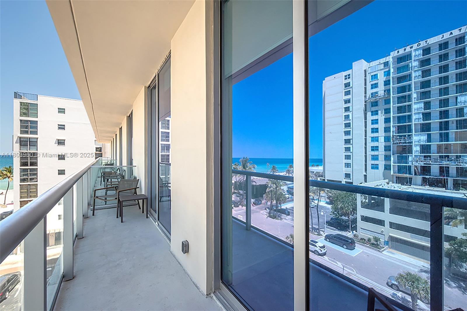 COSTA HOLLYWOOD CONDO - Residential
