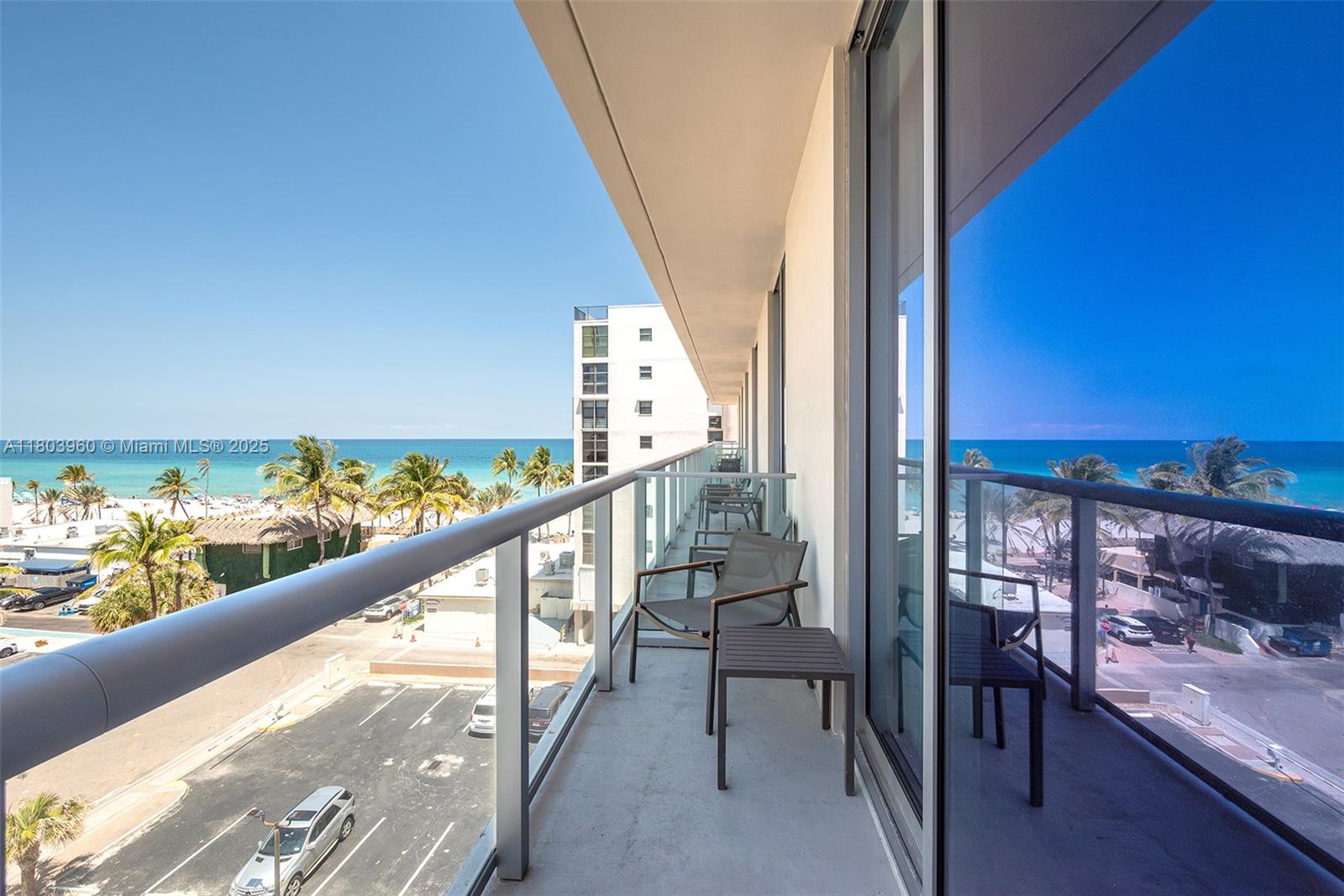 COSTA HOLLYWOOD CONDO - Residential
