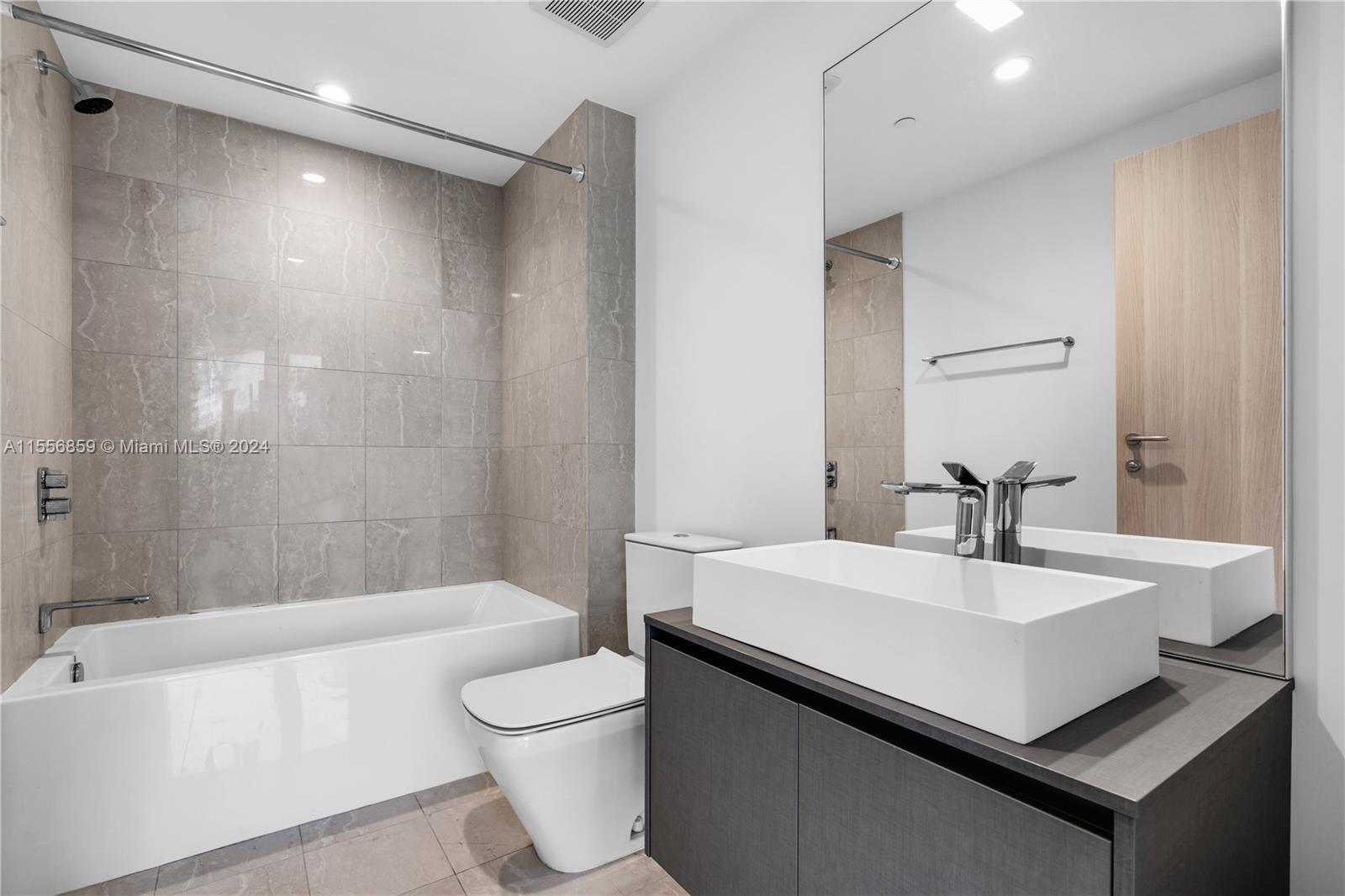 BRICKELL FLATIRON CONDO - Residential Lease