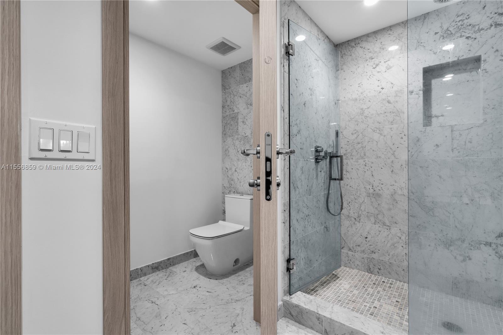 BRICKELL FLATIRON CONDO - Residential Lease