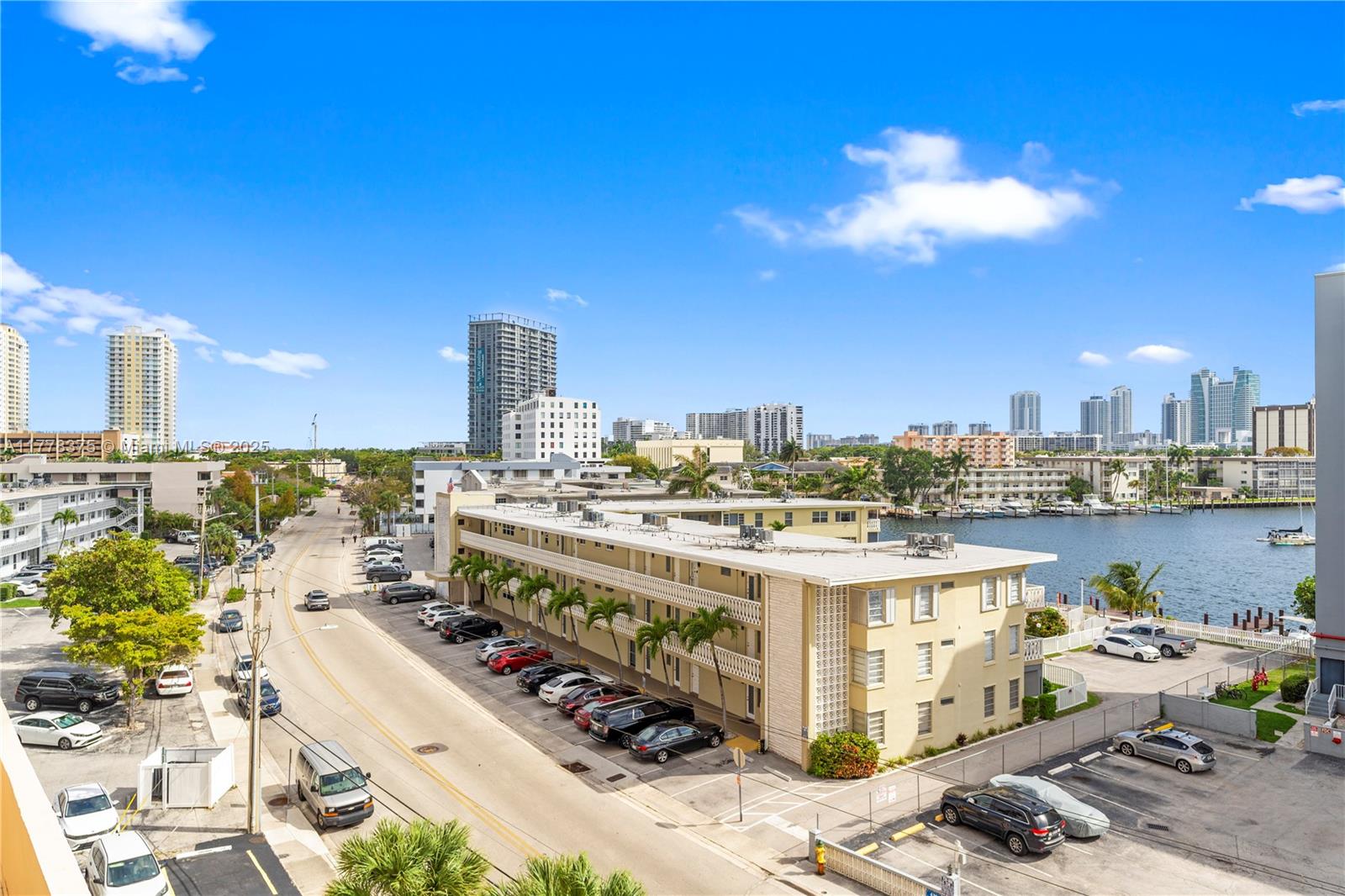 GOLDEN HORN CONDO - Residential