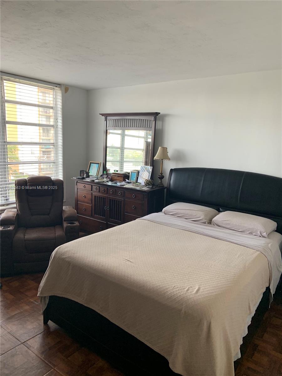 1475 TERRA TOWERS CONDO - Residential