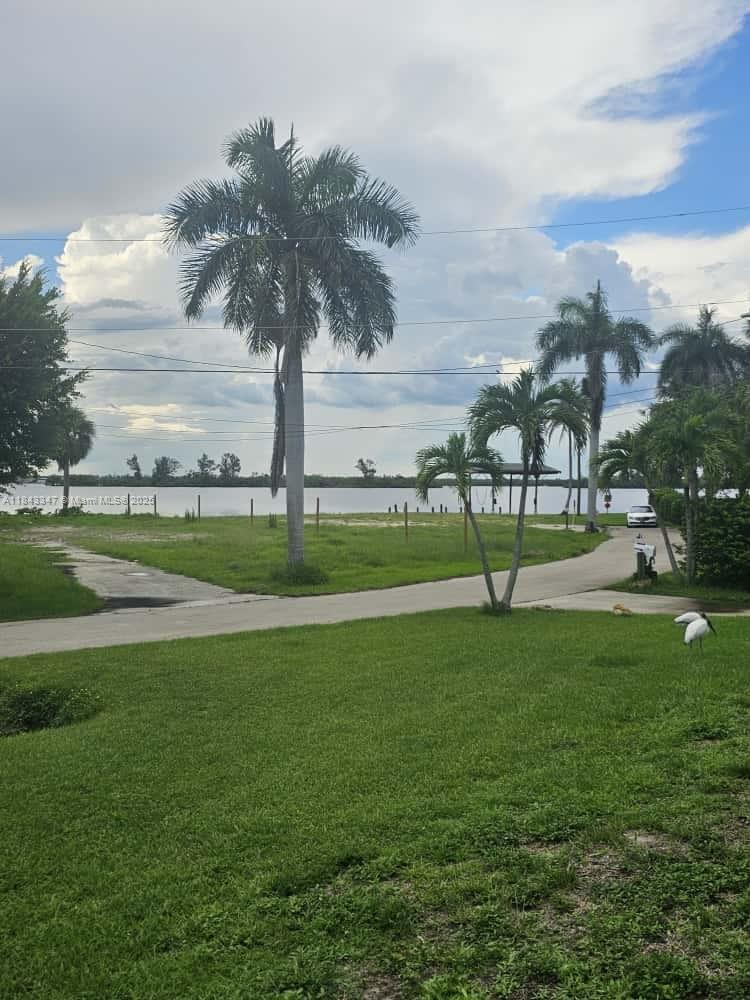 Broadview Manor - Land