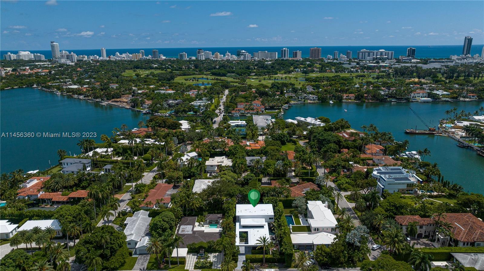 SUNSET ISLANDS-ISLAND NO 1 - Residential