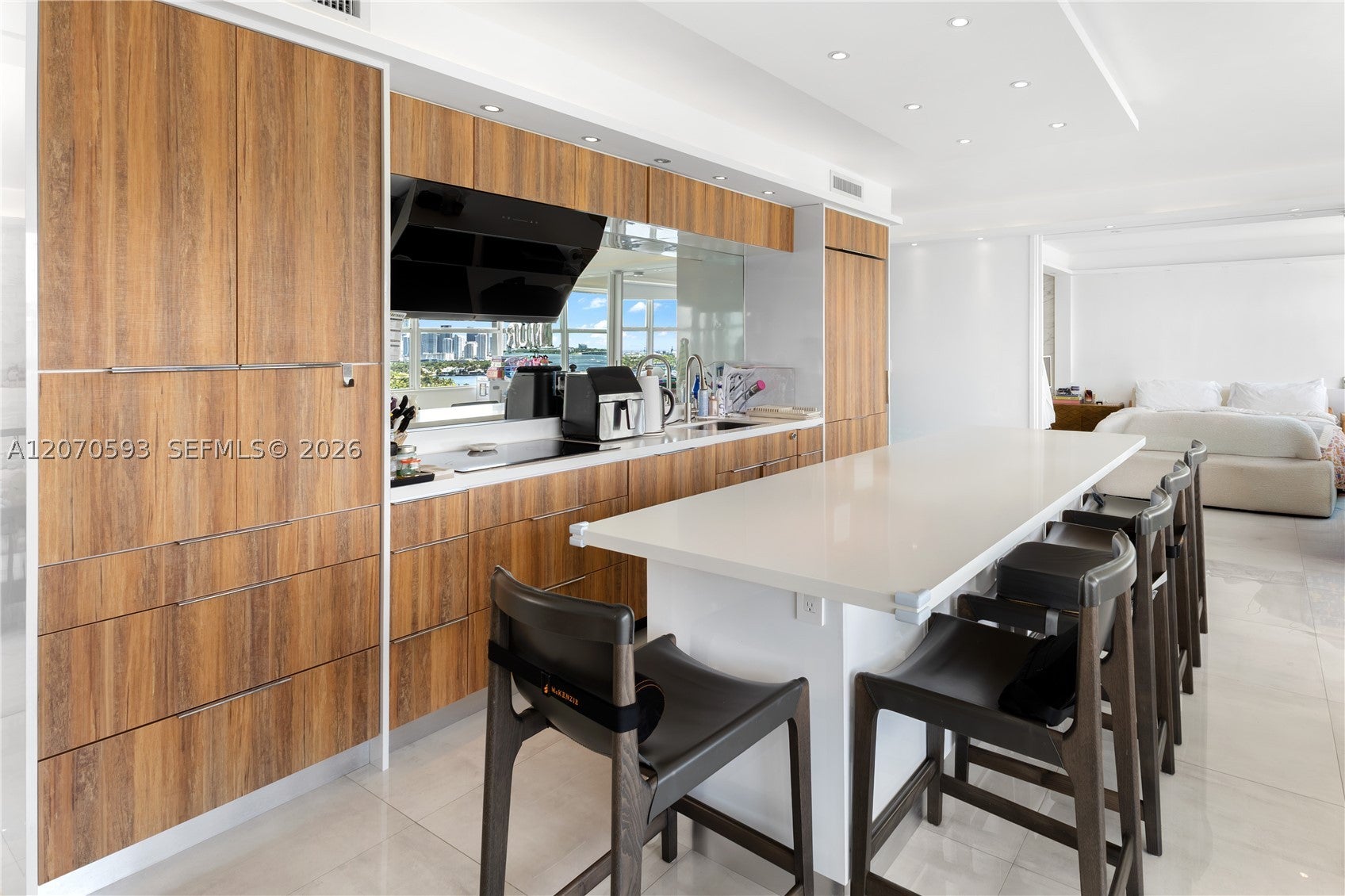3 Island Ave 14D