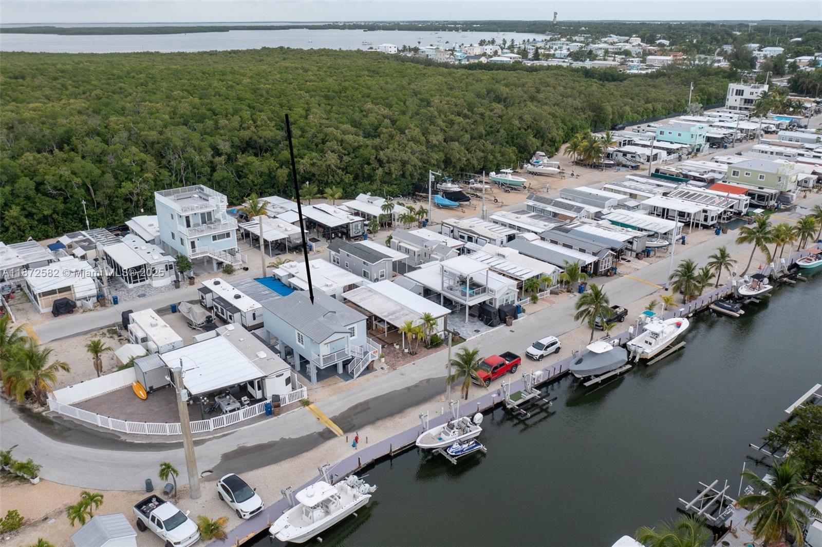 CALUSA CAMPGROUND - Residential Lease