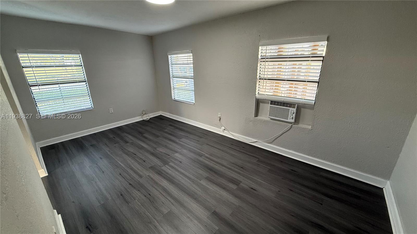 OCEAN WAY PARK - Residential Income