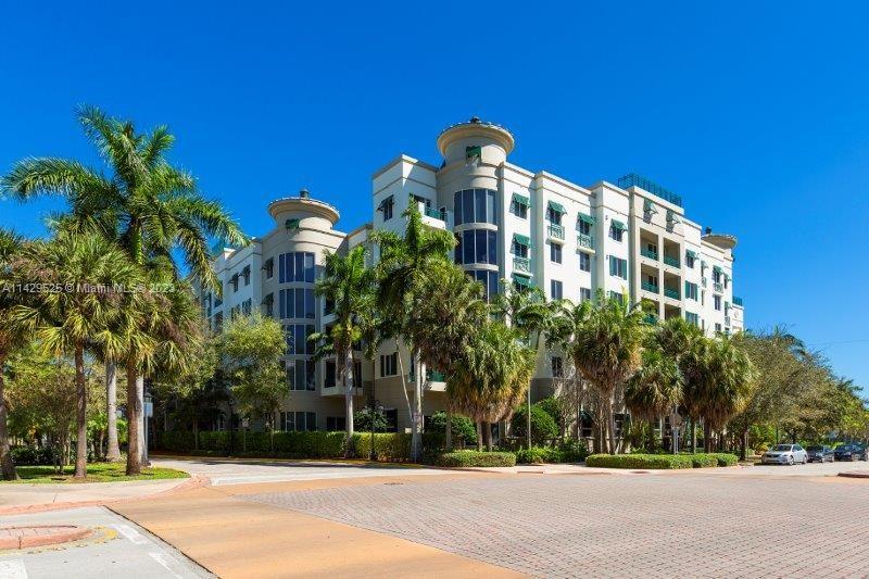 VERANDA CONDO - Residential