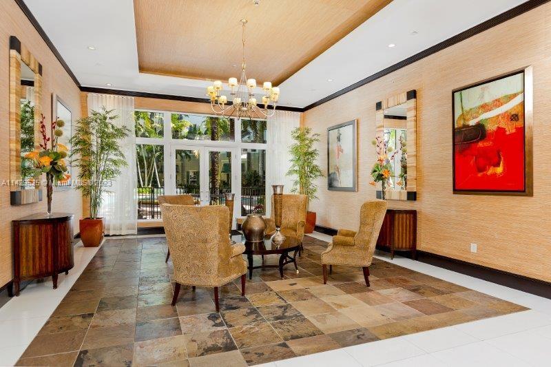 VERANDA CONDO - Residential