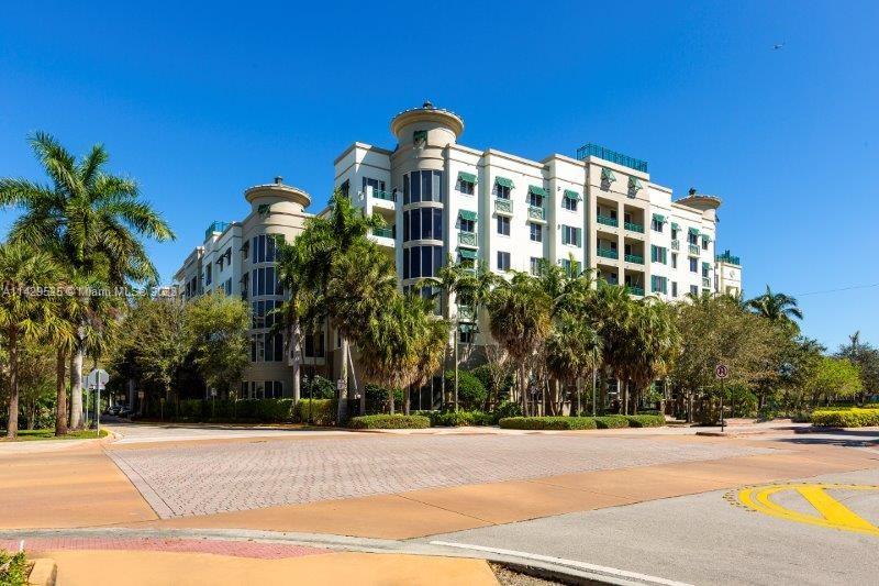 VERANDA CONDO - Residential