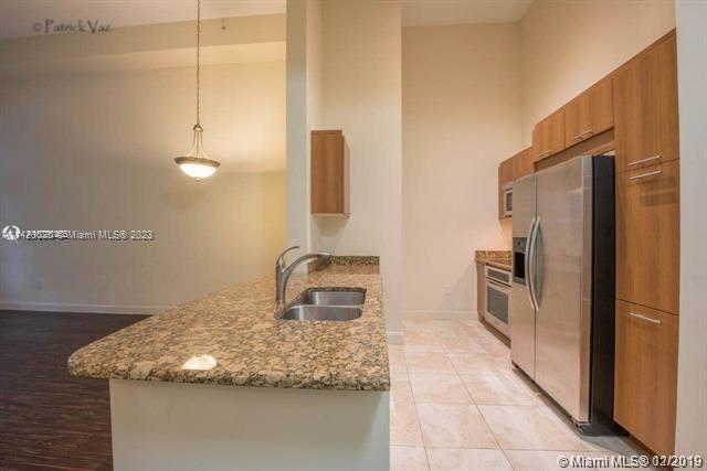 VERANDA CONDO - Residential