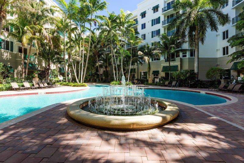 VERANDA CONDO - Residential