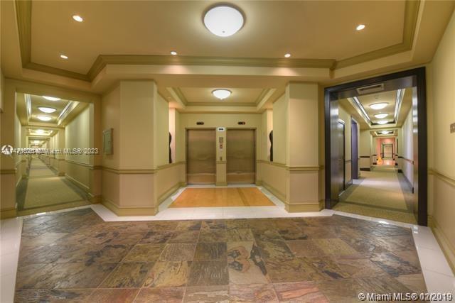 VERANDA CONDO - Residential