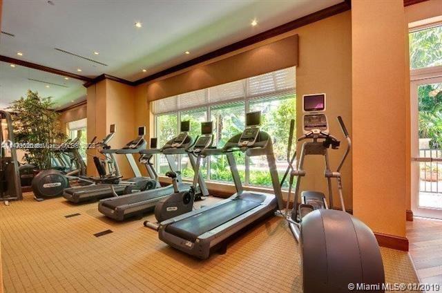 VERANDA CONDO - Residential