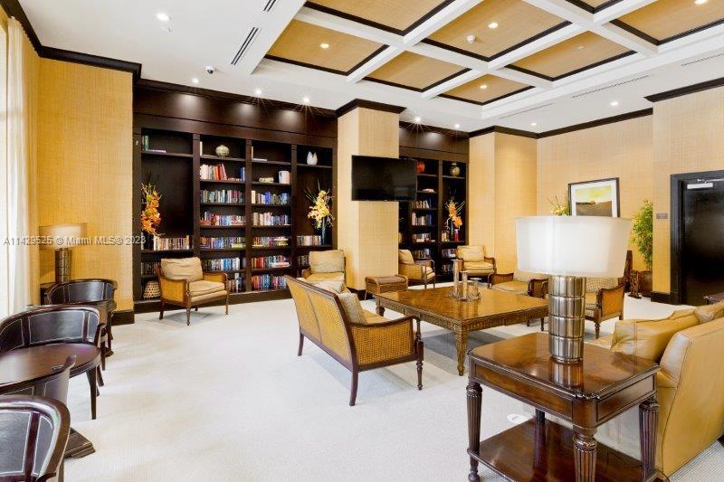 VERANDA CONDO - Residential