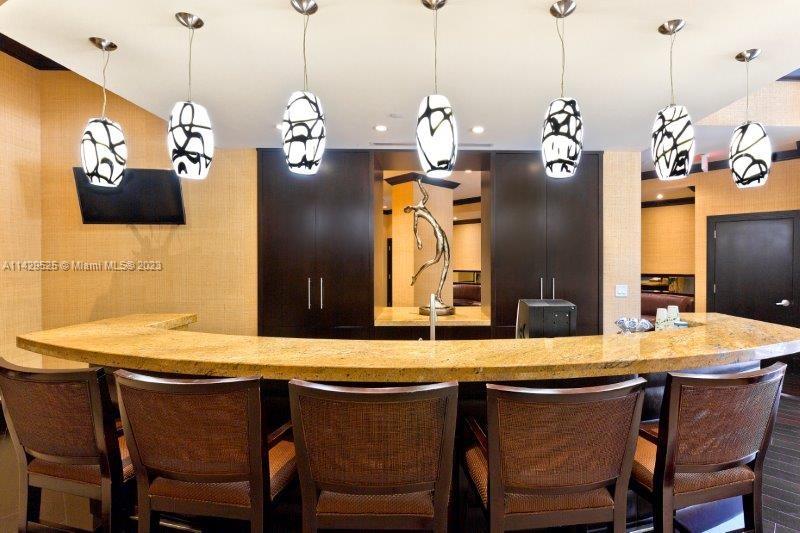 VERANDA CONDO - Residential