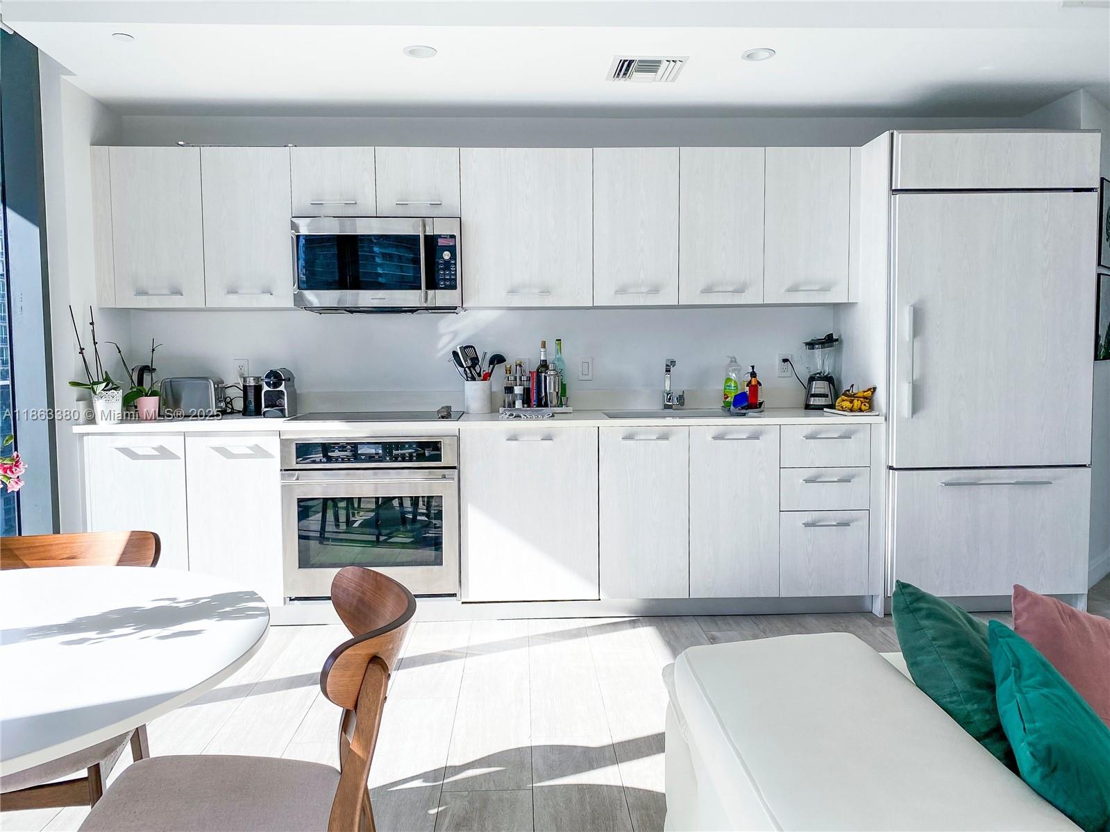 BRICKELL HEIGHTS WEST CON - Residential Lease