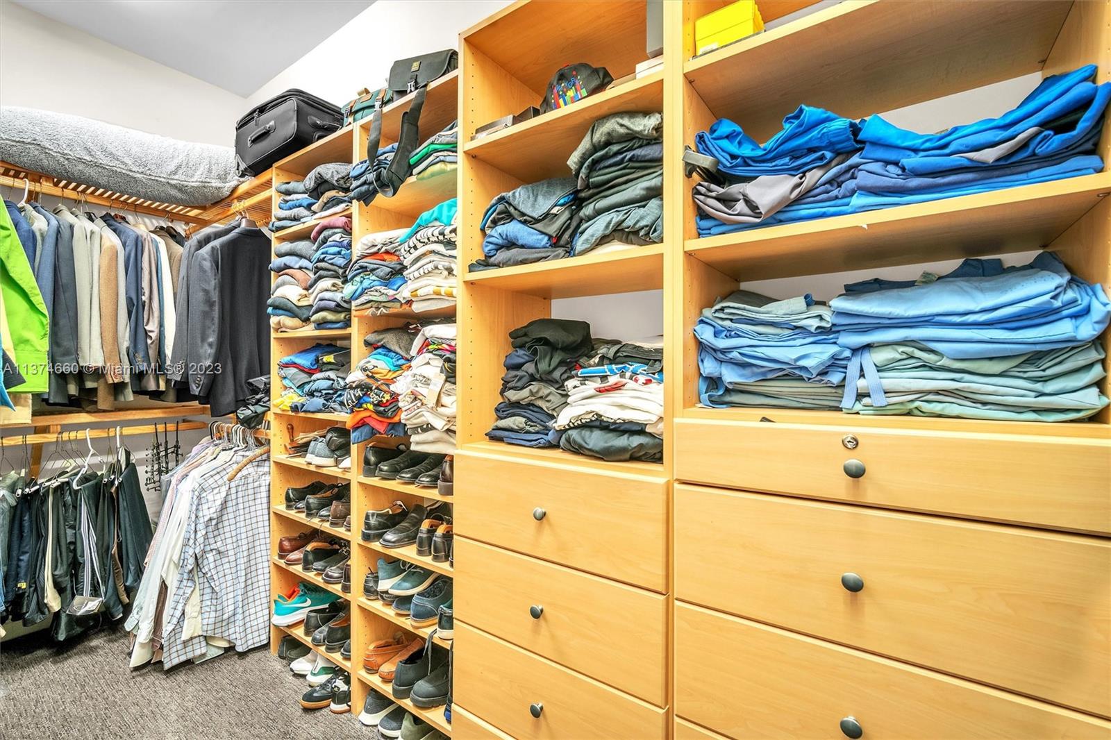 THREE ISLANDS 3RD SECTION - Residential