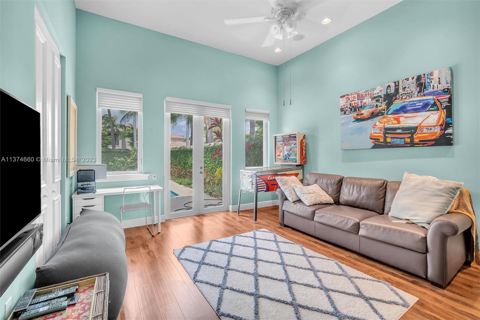 THREE ISLANDS 3RD SECTION - Residential