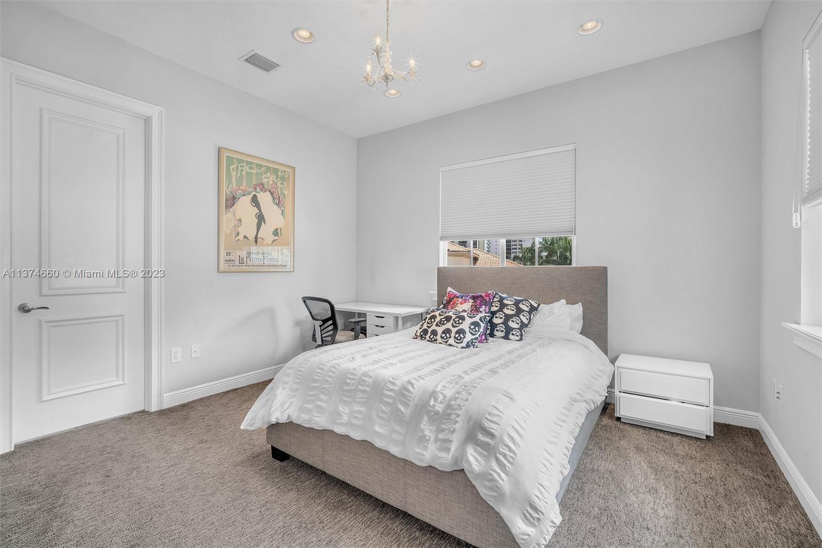 THREE ISLANDS 3RD SECTION - Residential