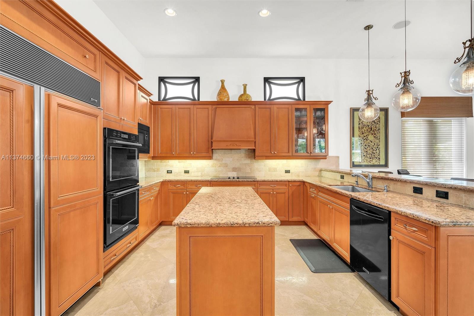 THREE ISLANDS 3RD SECTION - Residential